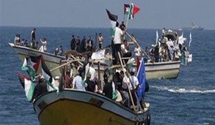 Israel ataca a barco que llevaba ayuda humanitaria a la Franja de Gaza 